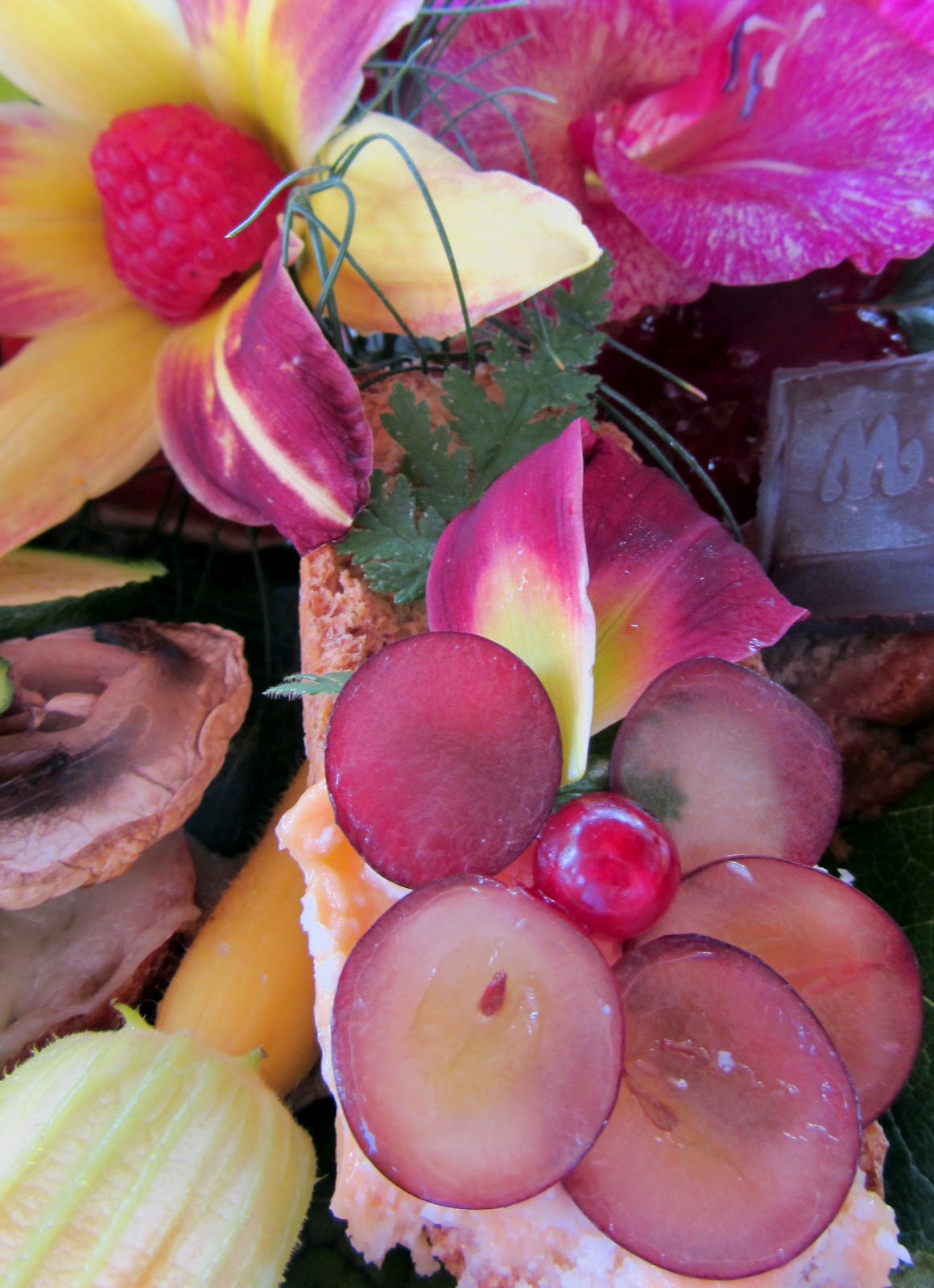 Moments of Delight...Anne Reeves Edible Art Sliced Grapes