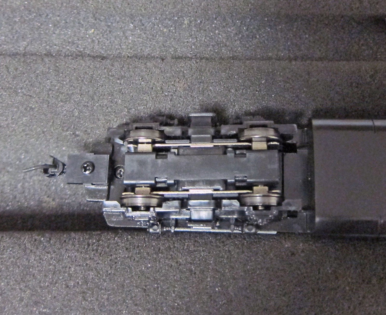 Blue Ox Trains Model HO Trains Store and Accessories How to replace cracked HO scale Proto