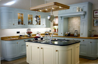 Traditional Kitchen cabinet Design