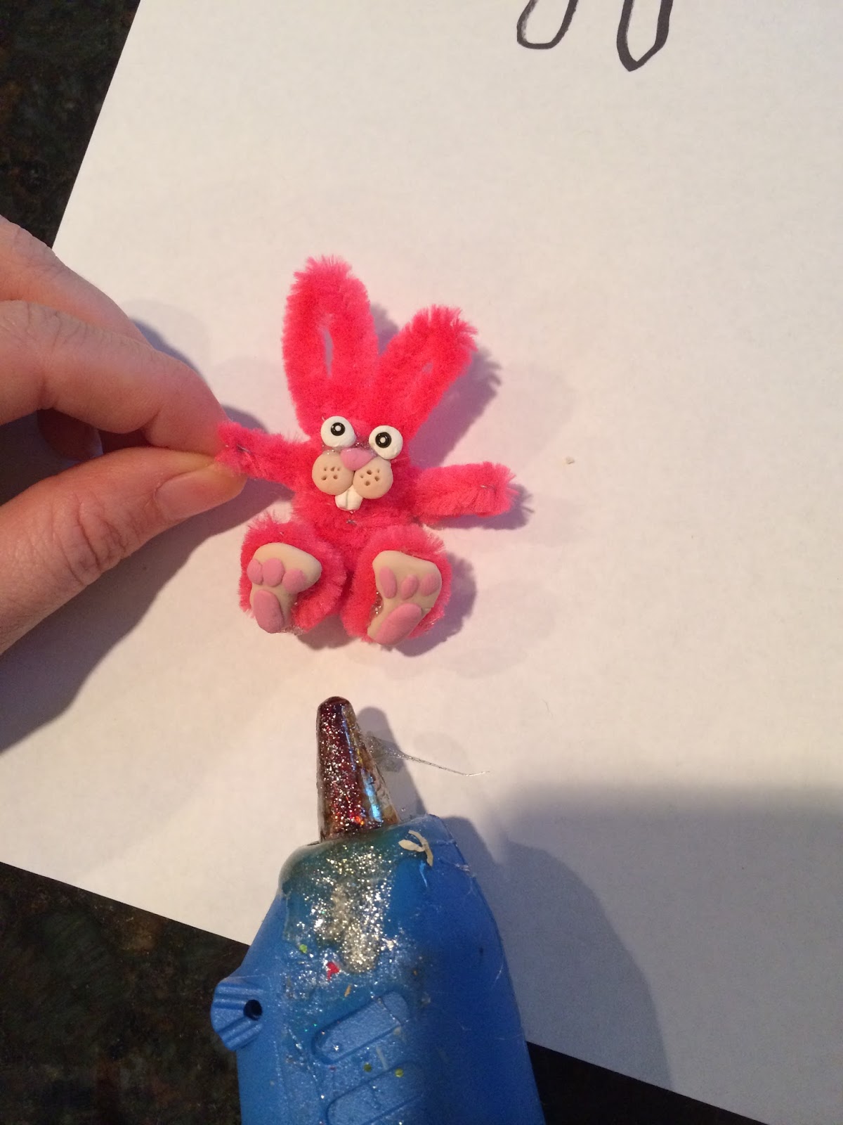 smART Class How to make a pipe cleaner Bunny (by Shelby)