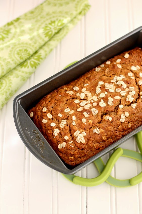 Whole Wheat Oatmeal Banana Applesauce Bread