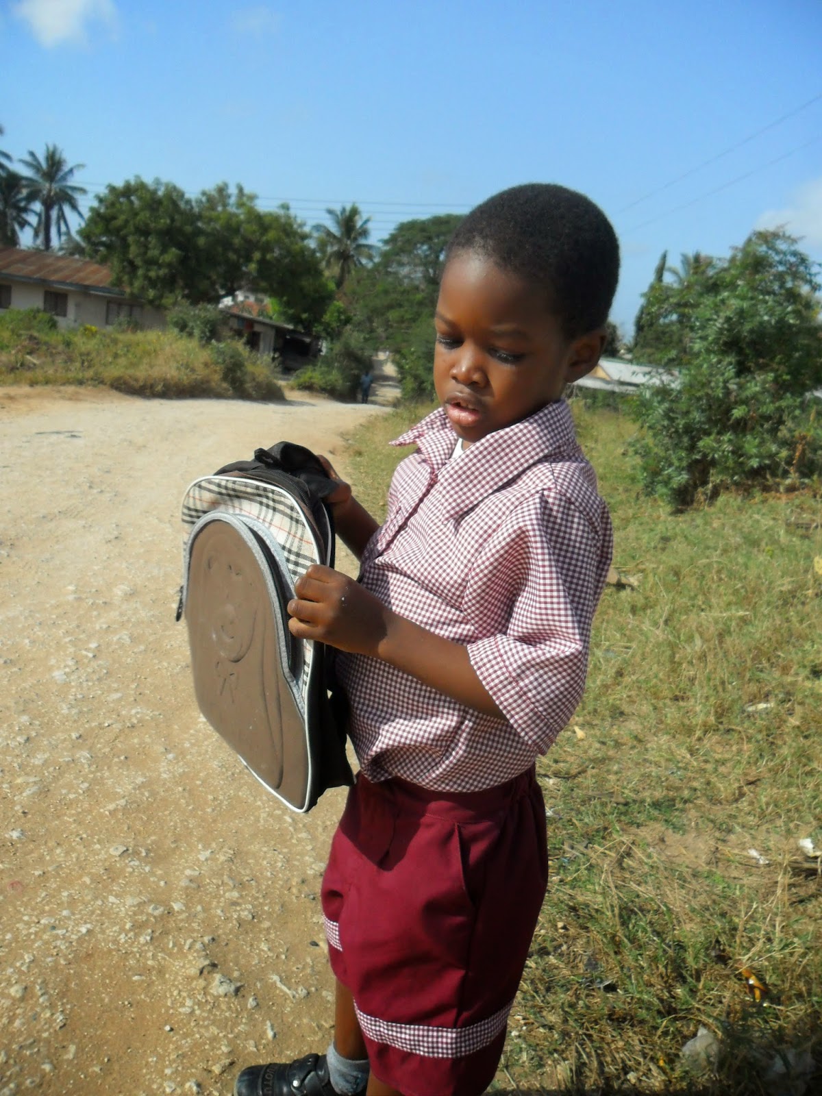 TrendyDecentMe! Uniform za Mwanao Na TrendyDecentMe! By Margareth Tarimo