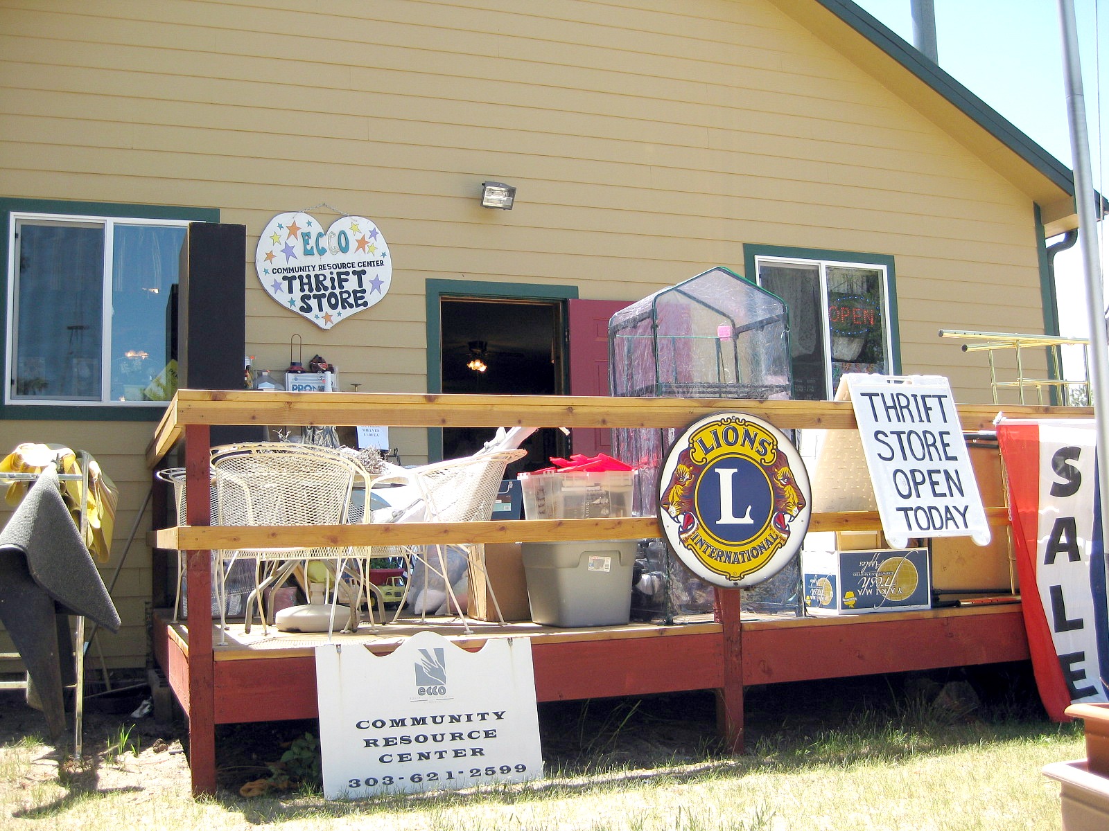 TDA decorating and design July 2011