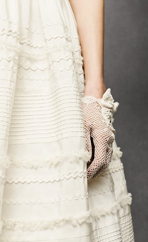 Gorgeous short and cute little wedding dress from Anthropologie courtesy of 