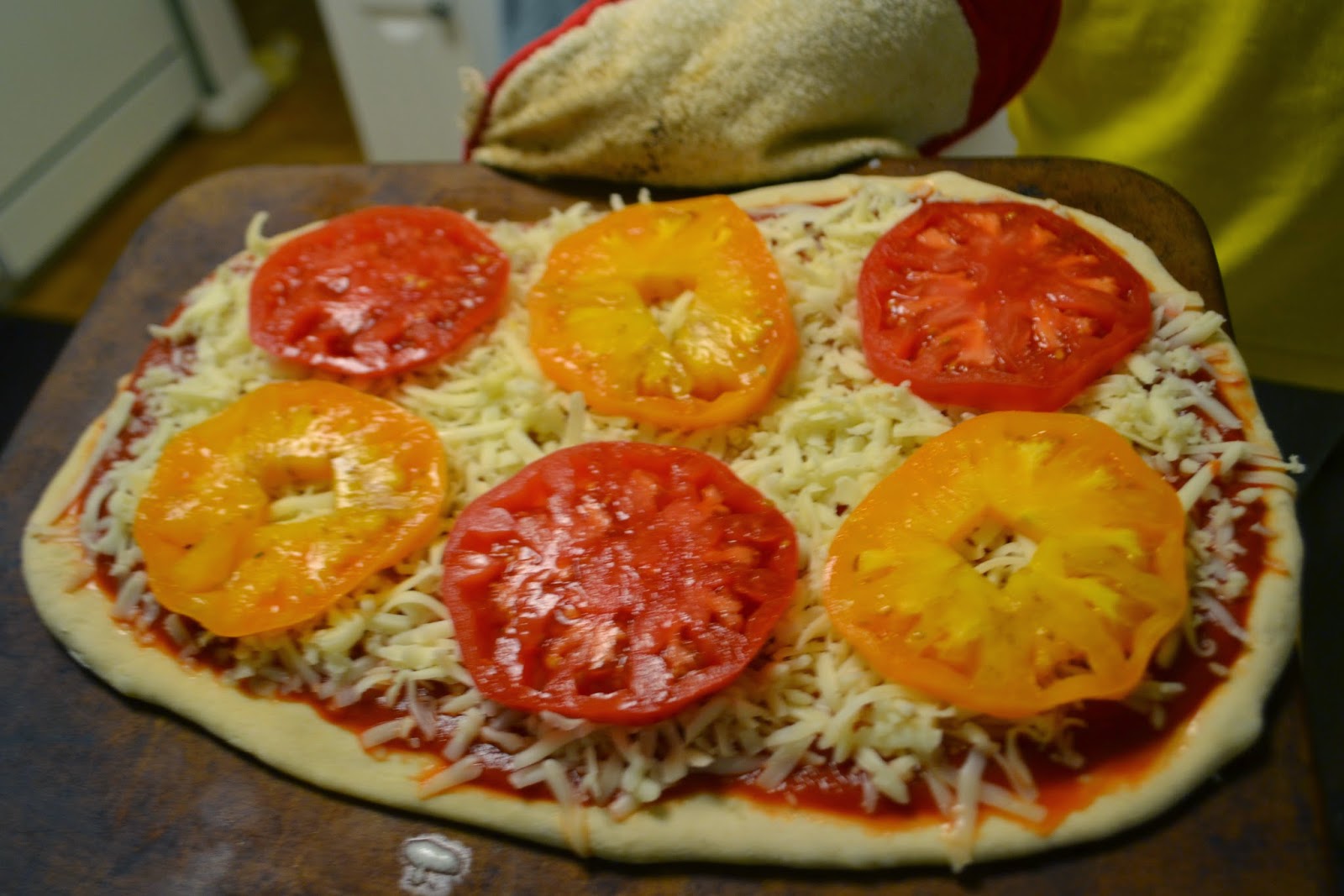 Aloha Yinz Mangia Dinner During Lent Tomato Pesto Pizza