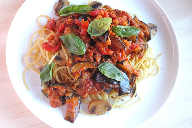 Food Endeavours of the Blue Apocalypse: Roasted Vegetable Tomato Pasta