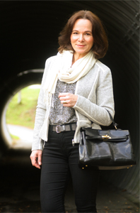 https://ladyofstyle.com/2014/10/textured-blazer-and-leopard.html