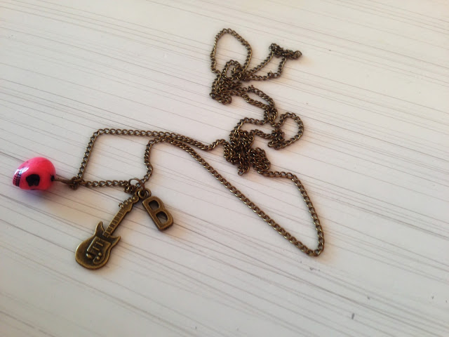 Primera pre base de rostro de Benefit Silvia Quiros SQ Beauty Primera pre base de rostro de Benefit Silvia Quiros SQ Beauty