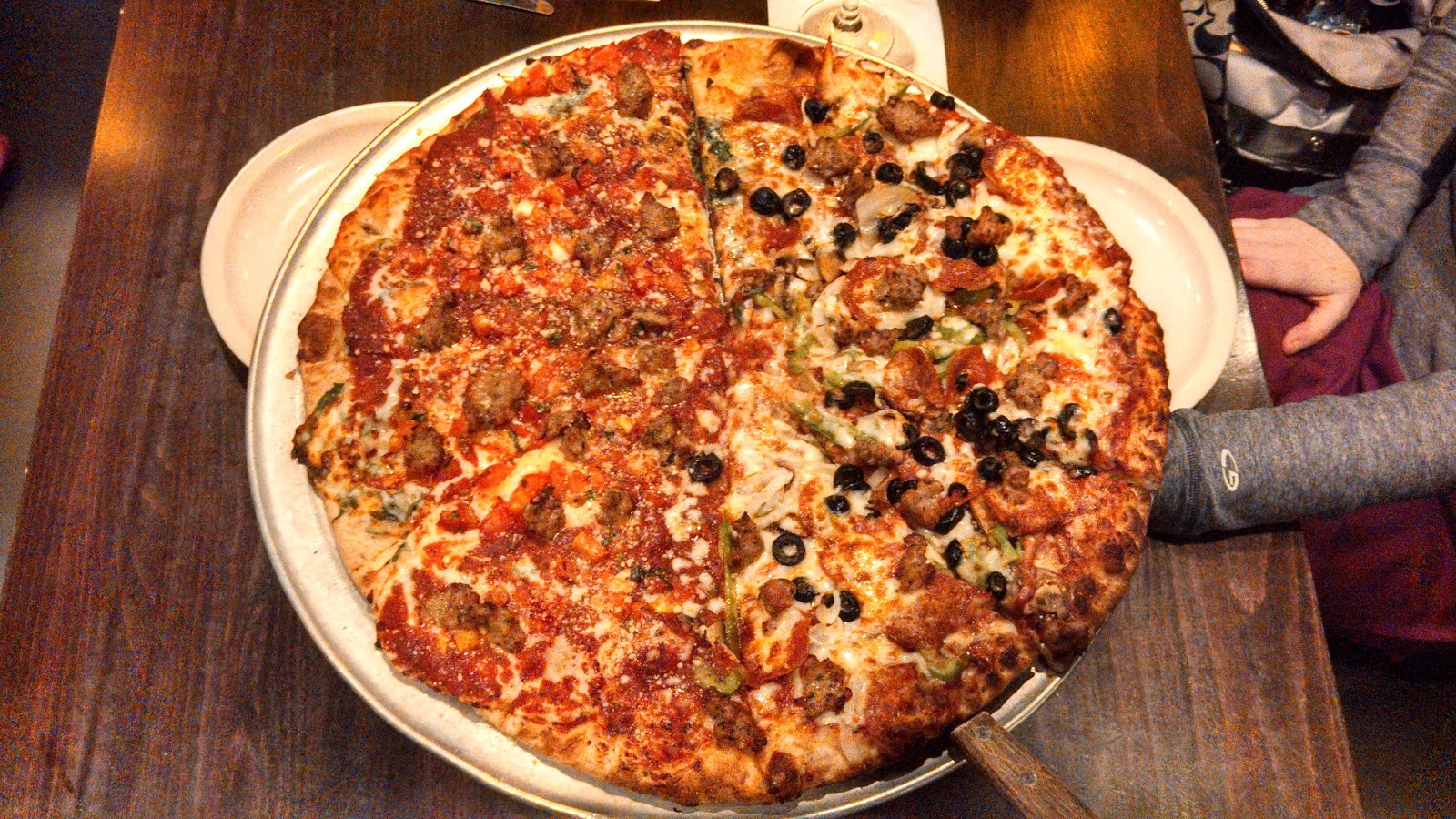 52 Weeks of Pizza Week 13 Pizza Luce (Richfield, MN)