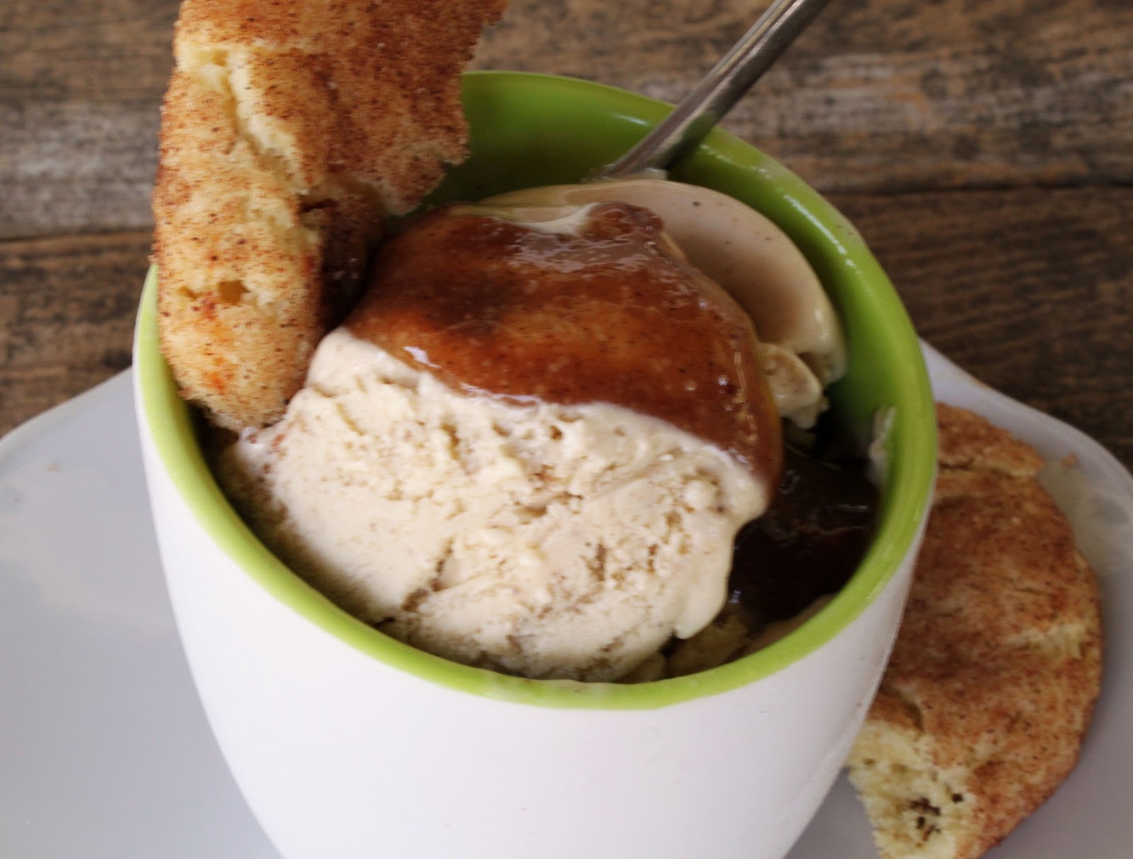 Mimi's Kitchen Snickerdoodle Ice Cream