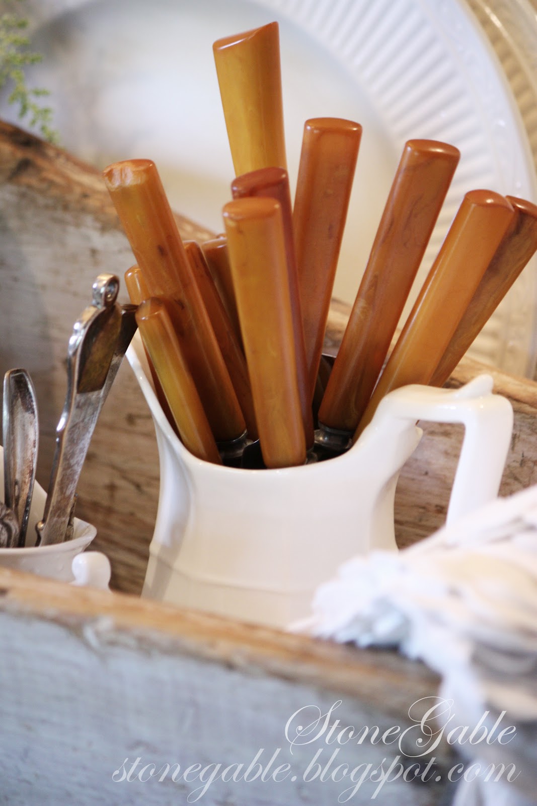 KITCHEN CATCHALL StoneGable