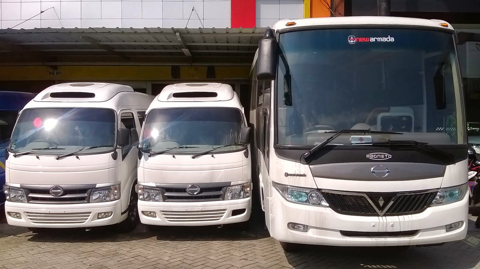 Armada Micro Bus HINO, Isuzu, Mitsubishi Ready Stock