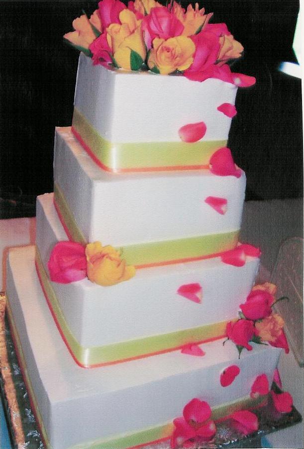 Spring Wedding Cake With Flowers Bloom Wedding Ido