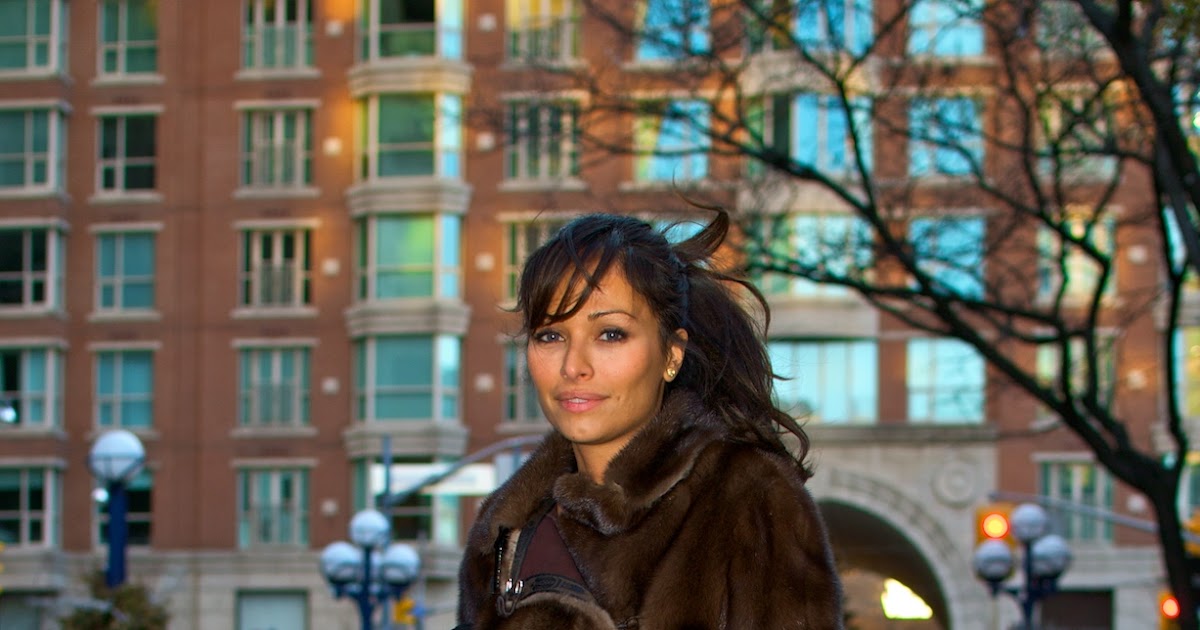 TorontoVerve.:: Moe Razi: Designing Woman