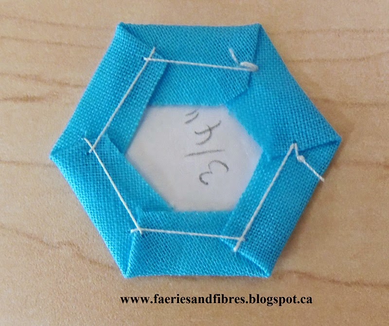 Faeries and Fibres Tutorial Finishing a hexagon quilt with a facing
