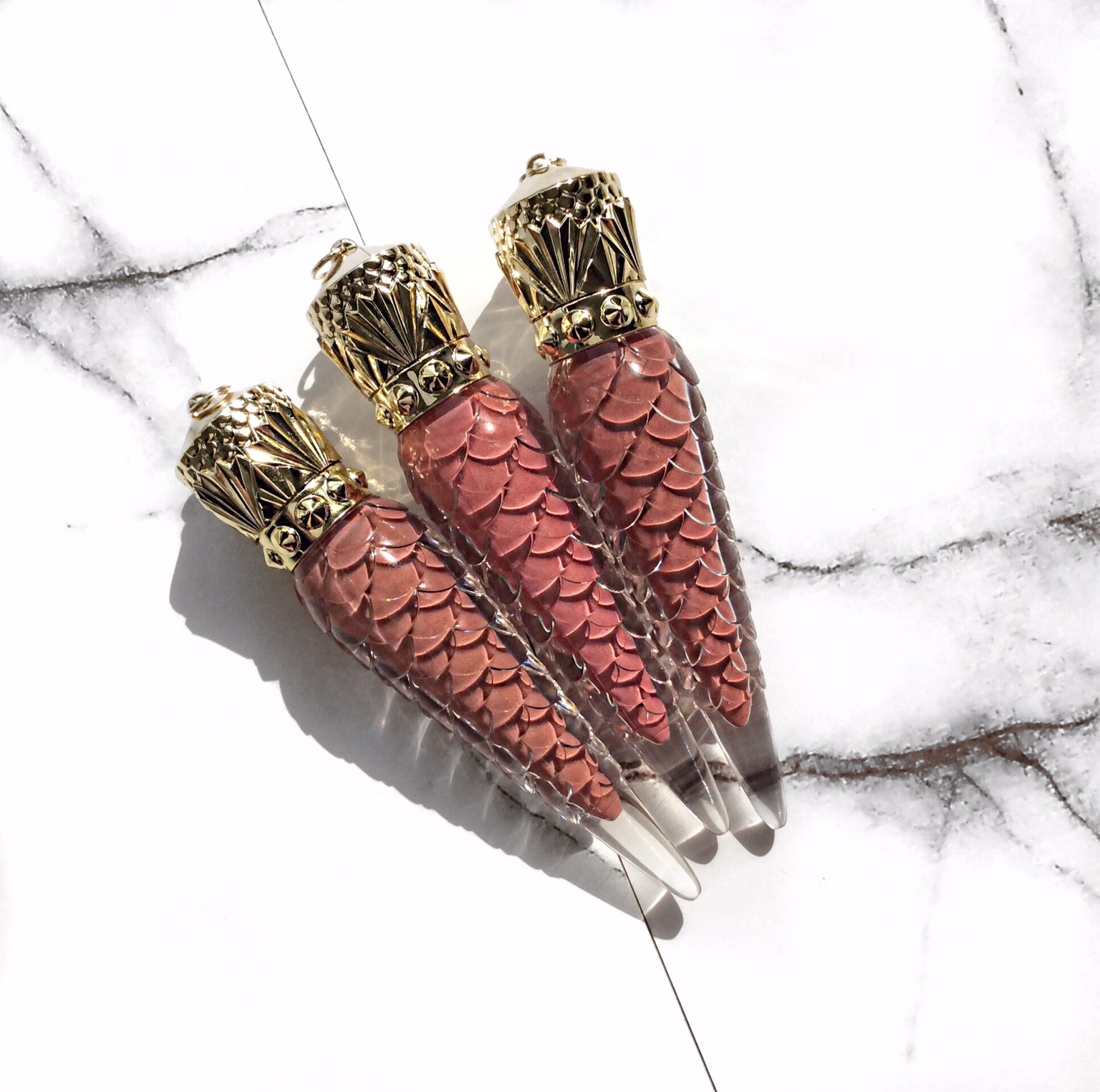 ãLoubilaque Lip Lacquer bikiniãçåçæå°çµæ