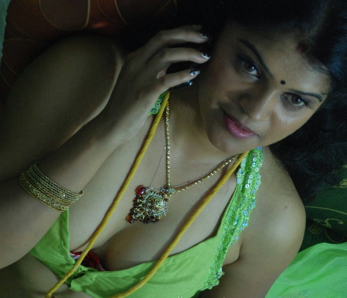 Mallu aunty very nude pictures - Porn galleries