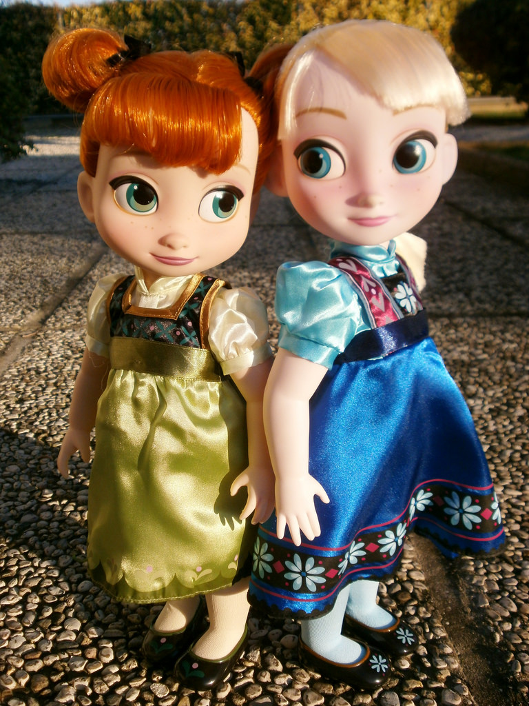 elsa disney animator doll