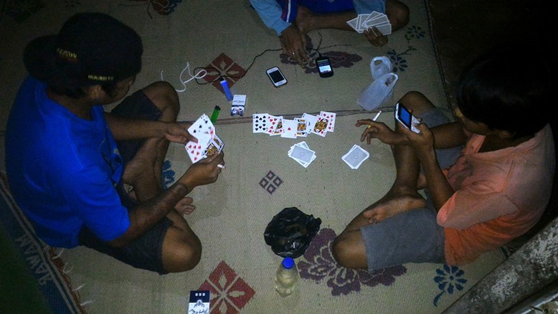 Dialog Cawet | Agus Mulyadi Blog