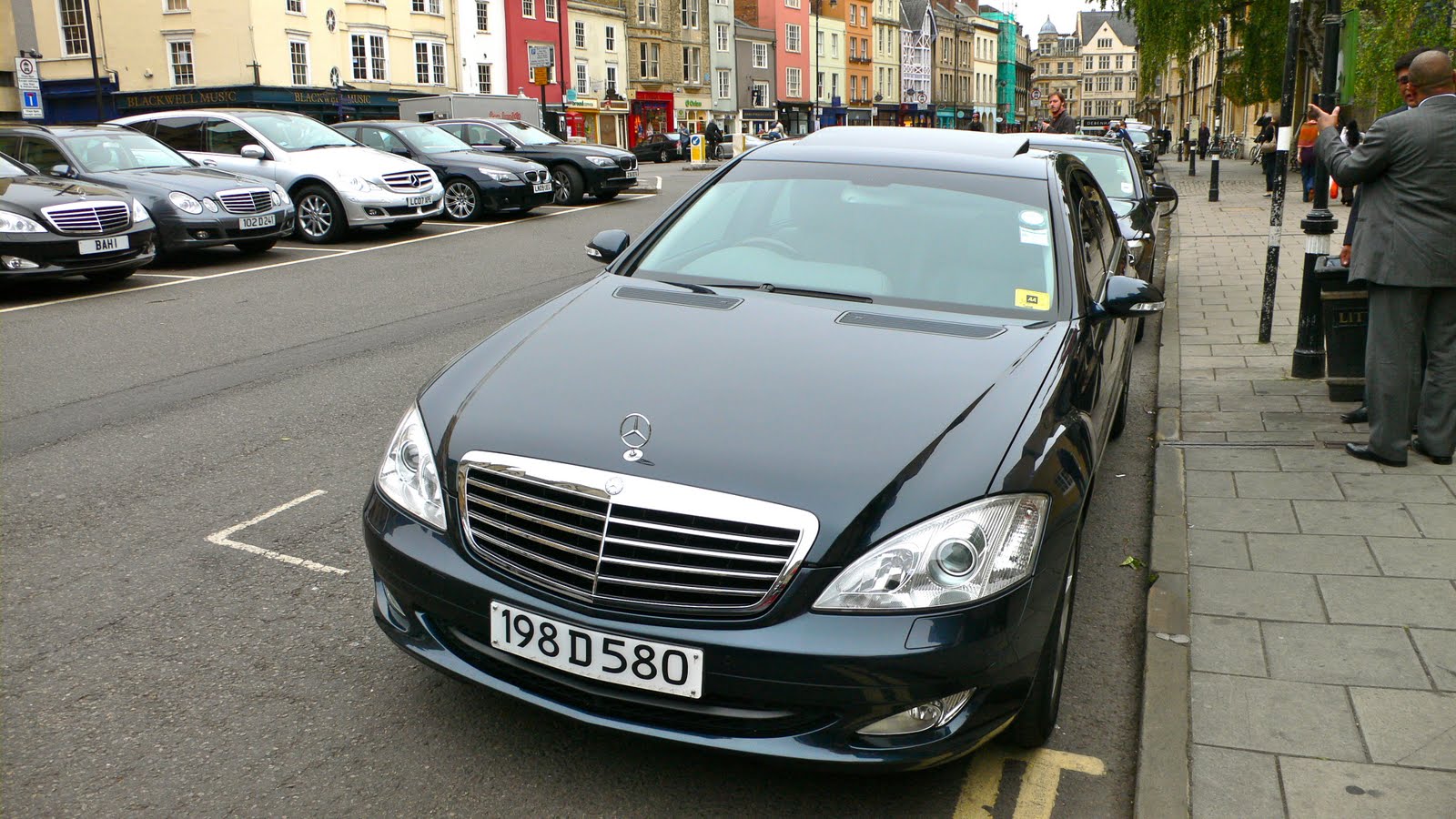 Diplomatic Plates in Oxford Prime Minister Of Qatar's Diplomatic Fleet