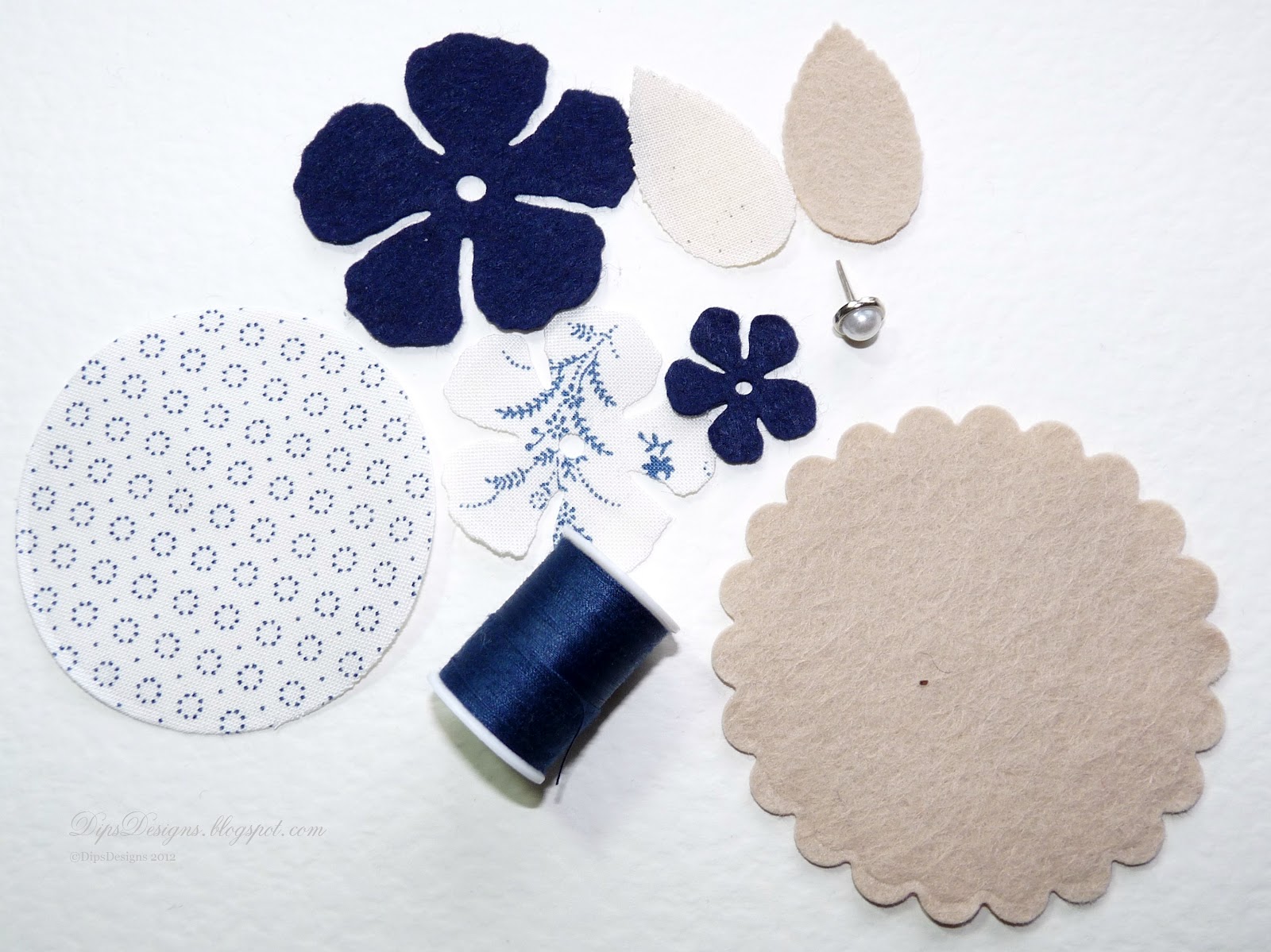 DipsDesigns How to Make Felt Flower Pins/Brooches