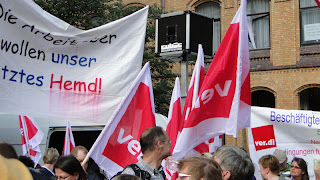 RundumPFLEGE: Diakonie Aktuell - Kirchenparlament tagt, ver.di protestiert - Mai 2011