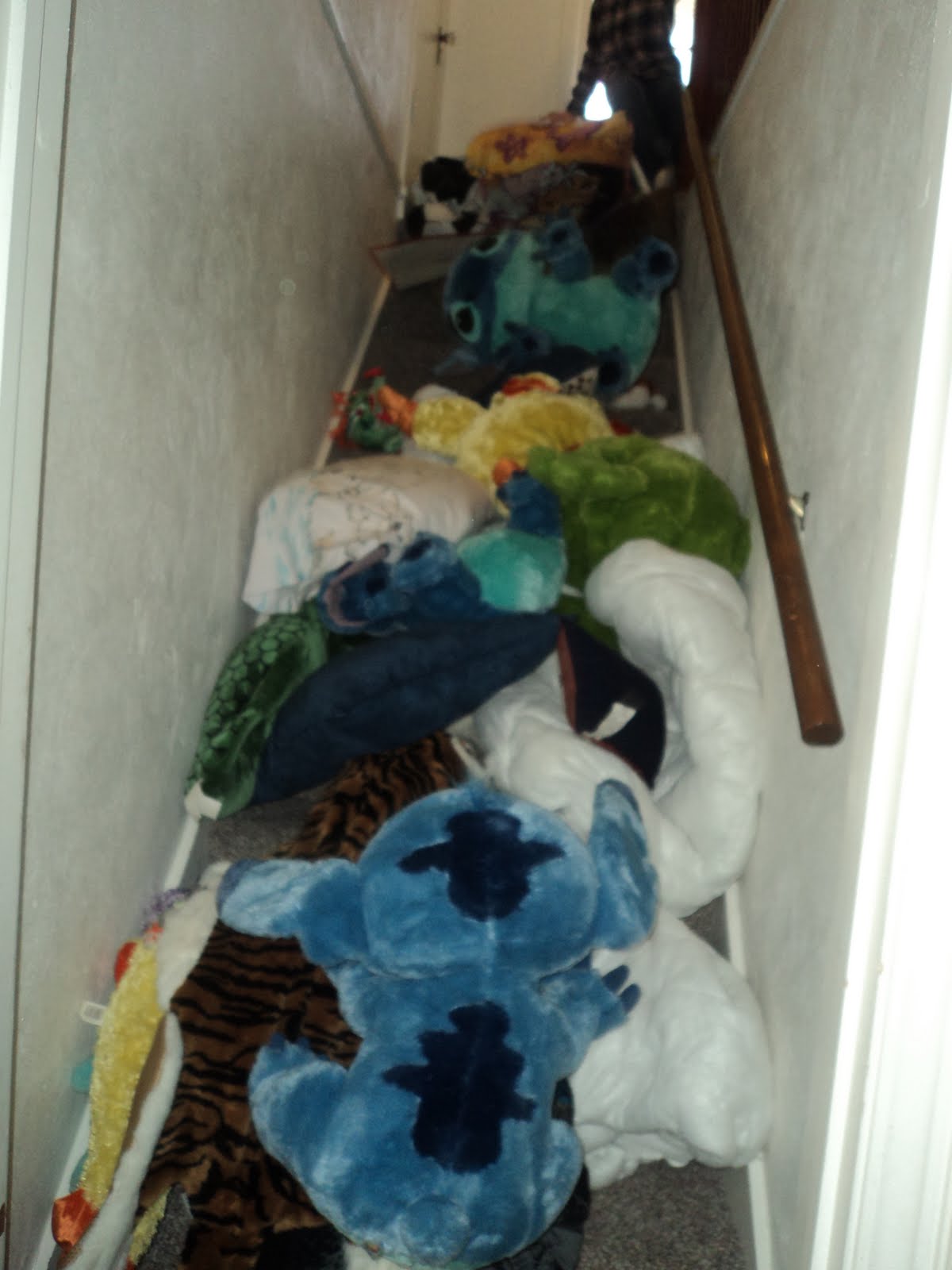 hubba bubba avalanche birds cascading stairs pillows such snow mountain down