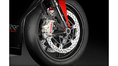 Ducati 848 EVO Corse SE Pictures