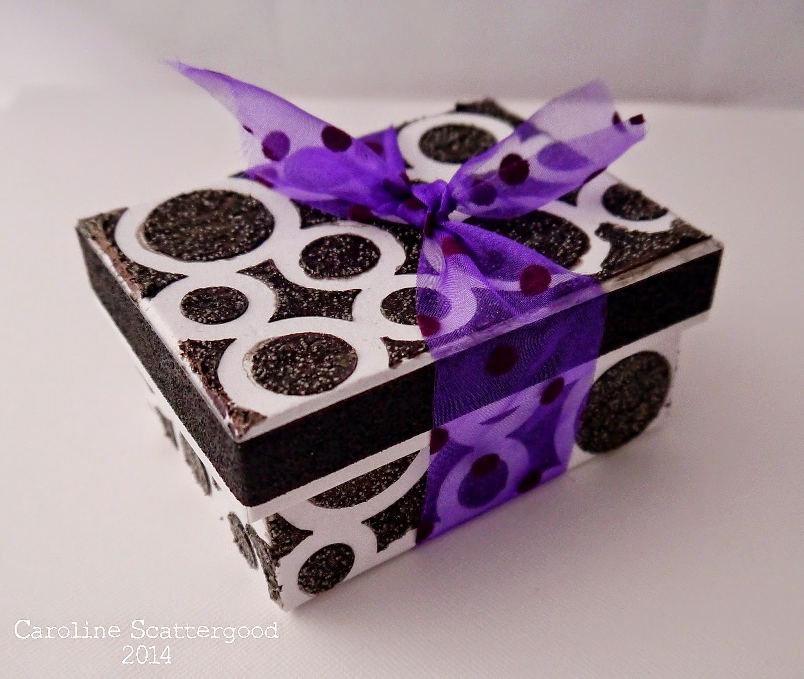 Tando Creative Black And Purple Decorated Box