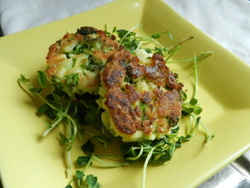 Kale Eats Cauliflower Brocoli Fritters
