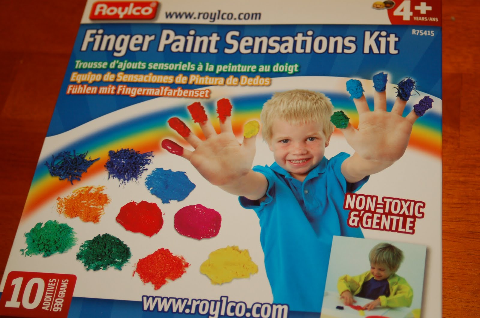 Back 2 School Bash Finger Paint Sensation Kit by Roylco Review & Giveaway