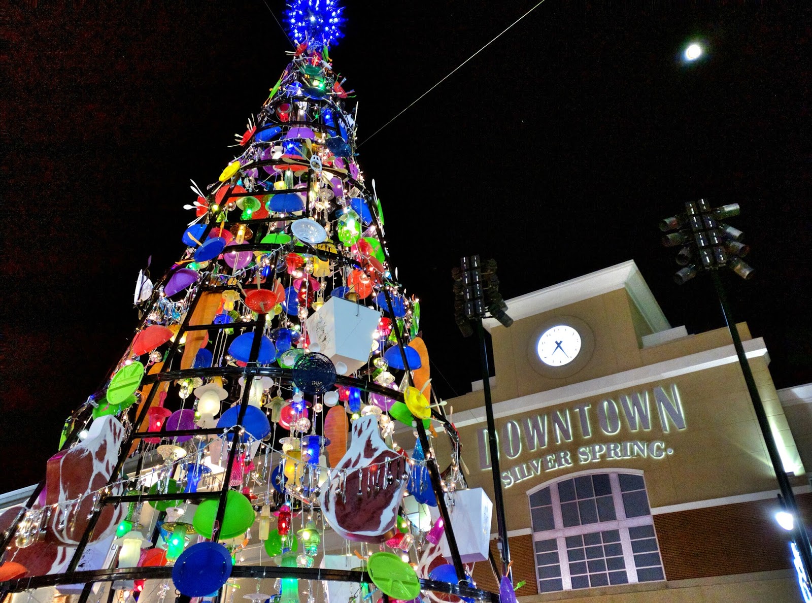 east moco unique christmas tree lights up downtown silver east moco unique christmas tree lights up downtown silver