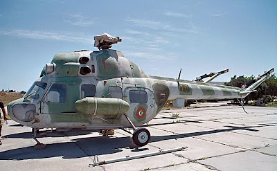 صور من جميع انحاء العالم للقوات الجوية مجهولة بعض الشئ  Mi-2+Hoplite++110++++Baku++++2000_edited-1