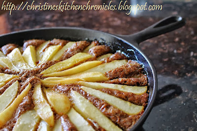 Christine's Kitchen Chronicles: Ginger-Pear Skillet Cake