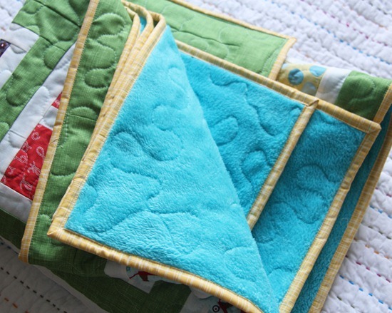 Beginner Quilting: attaching quilt wadding and backing