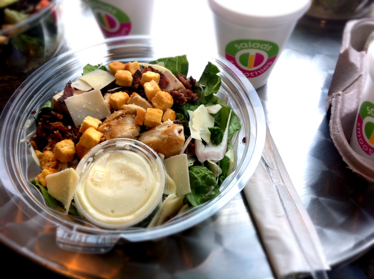 Salads and Smoothies Klassisk Ceasarsallad Lunch i Malmö