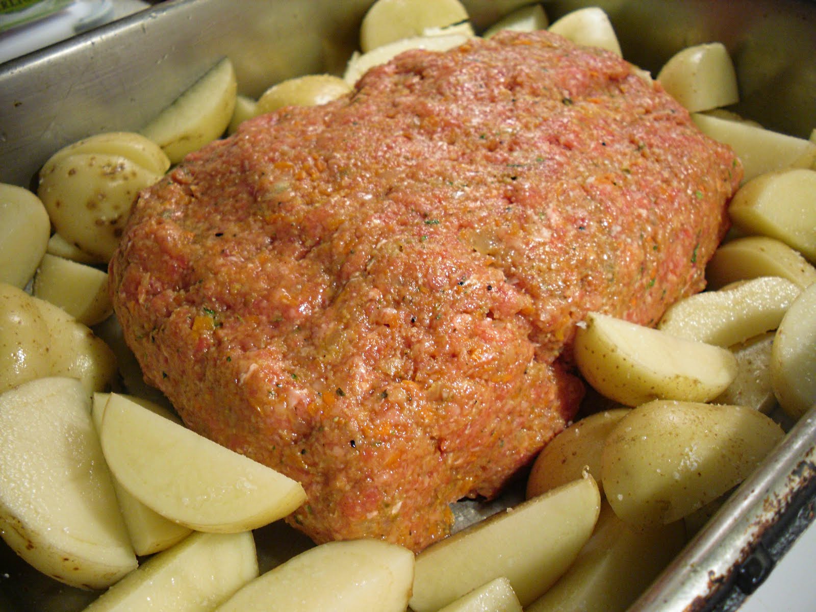 Comfy Cuisine Home Recipes from Family & Friends Grandma's Tomato Soup Meatloaf