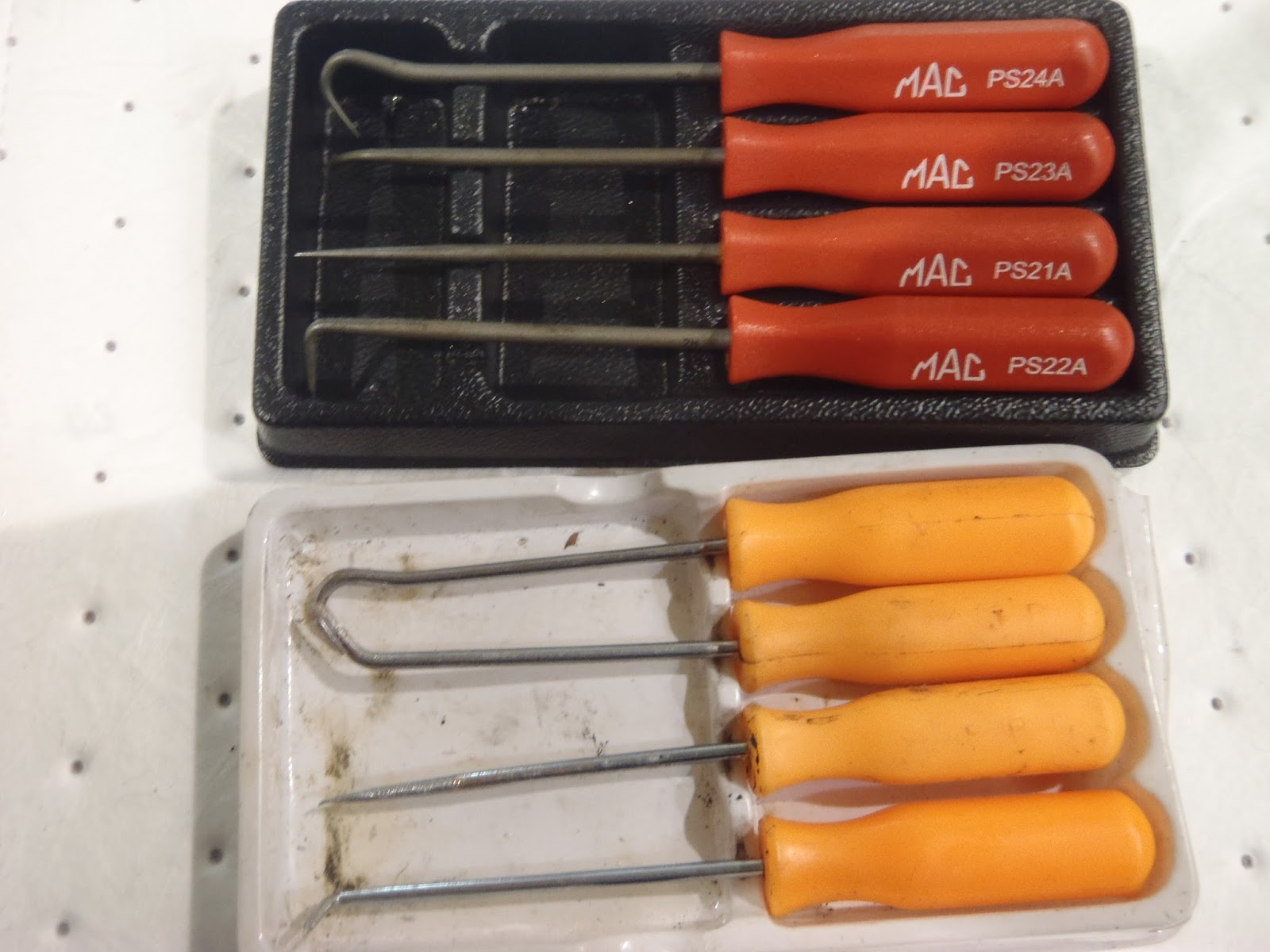 Aviation Maintenance Tools that aircraft mechanics most commonly