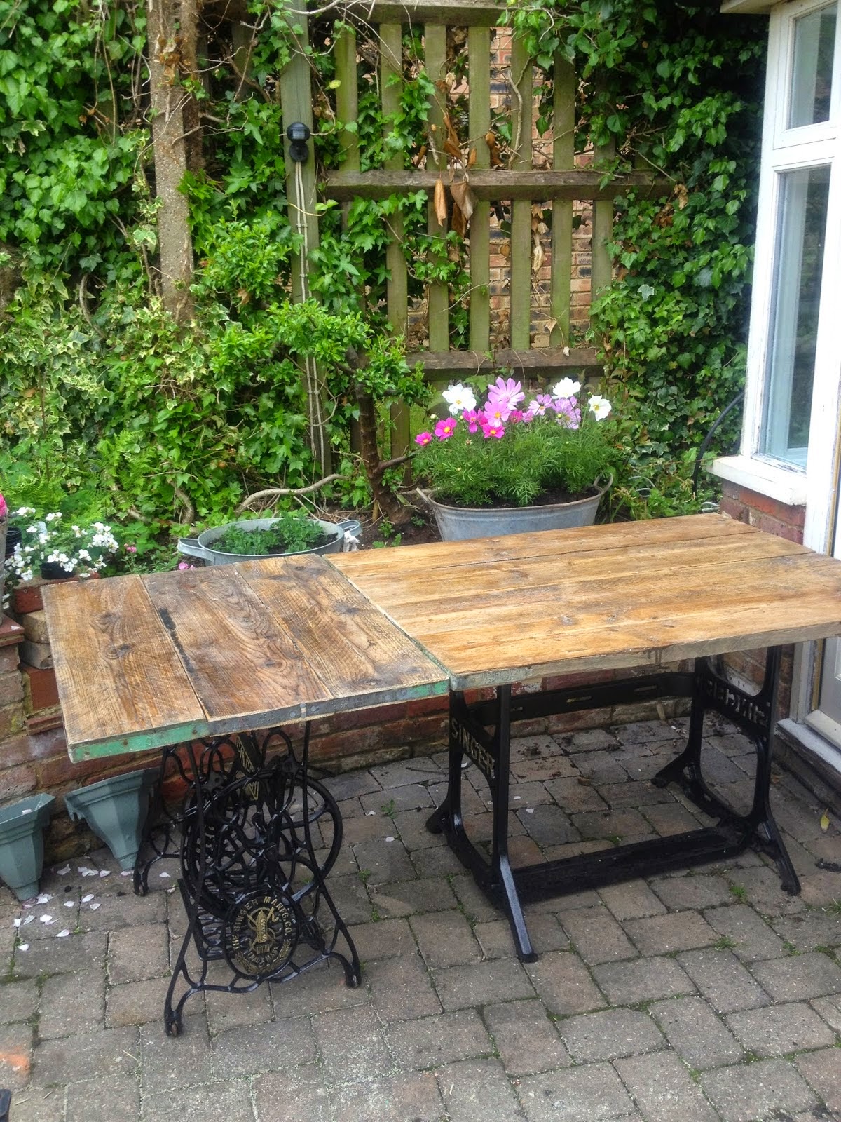 Garden Furniture Made From Scaffolding Planks makeover - diy scaffold board topped singer sewing machine tables Garden Furniture Made From Scaffolding Planks makeover - diy scaffold board topped singer sewing machine tables