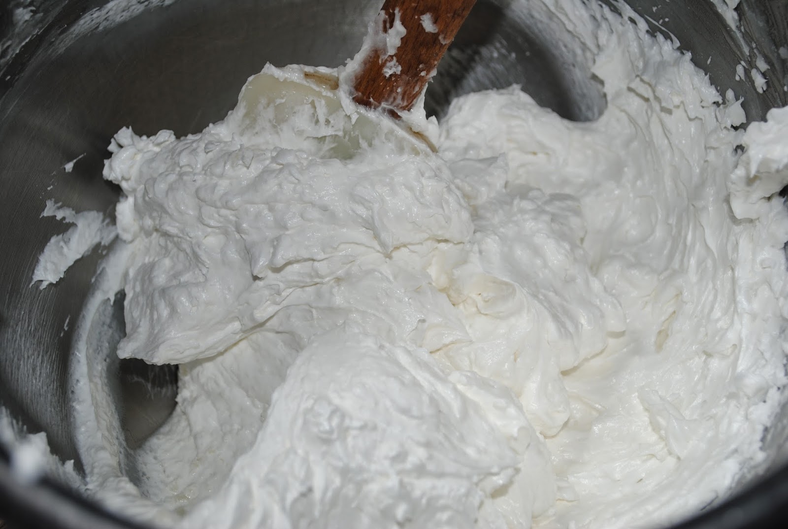 Paratus Familia Blog Homemade Peppermint Body Butter