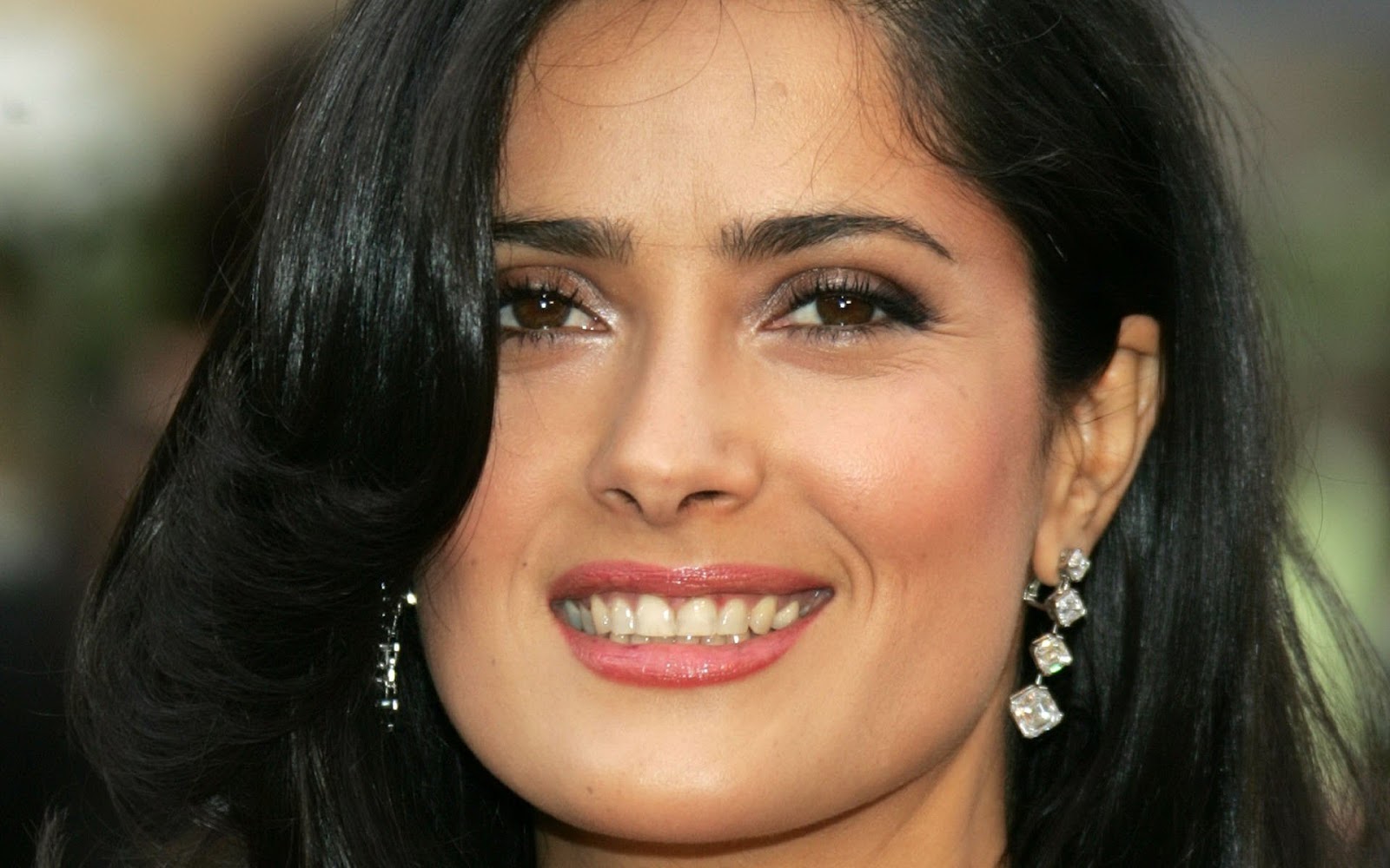 Bollywood Actress High Quality Wallpapers: Salma Hayek HD Wallpapers