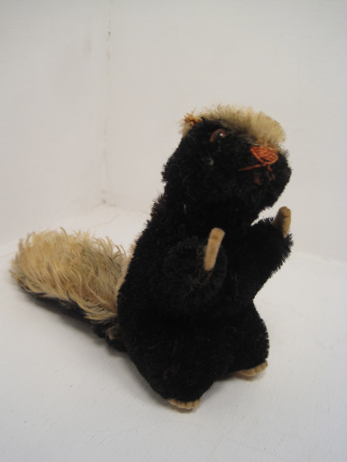 steiff skunk