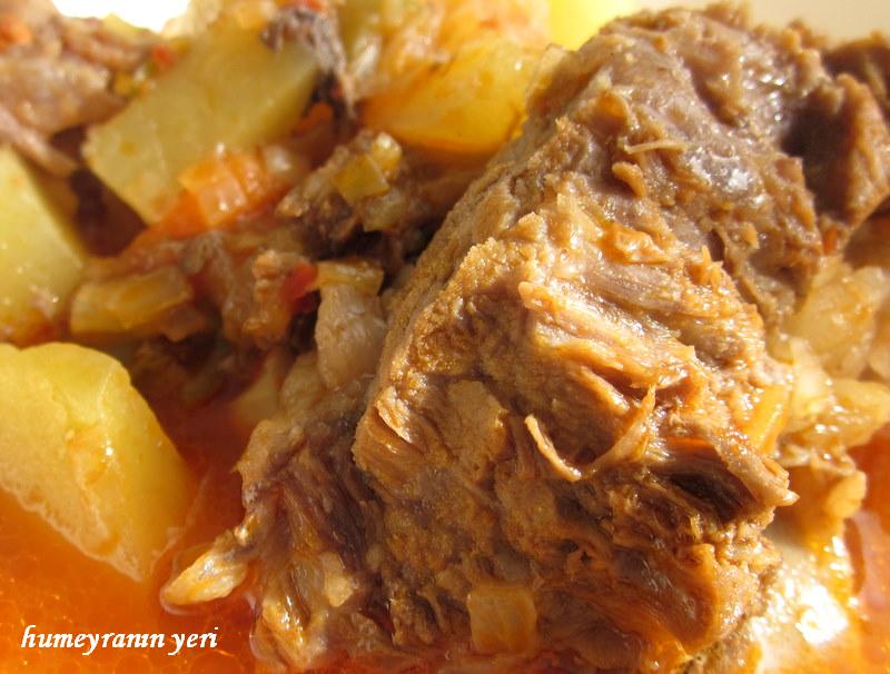Humeyra�nin Yeri Patatesli Kemikli Et Yahnisi