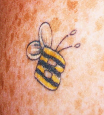 Best Bee Tattoos Design-Animal Tattoos