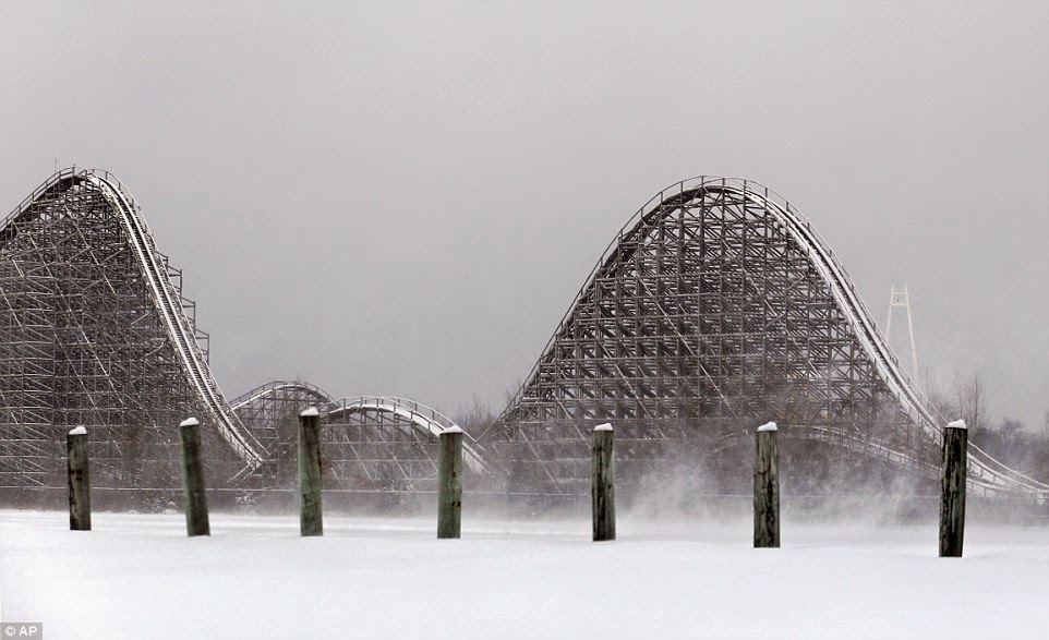 Xm Mlb Chat Michigan Rollercoaster Has No Customers In January