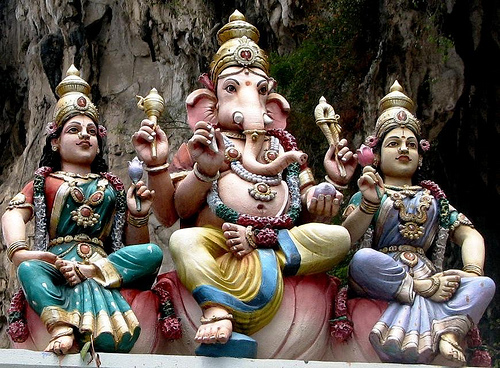 ganesh with riddhi -siddhi | God Wallpapers