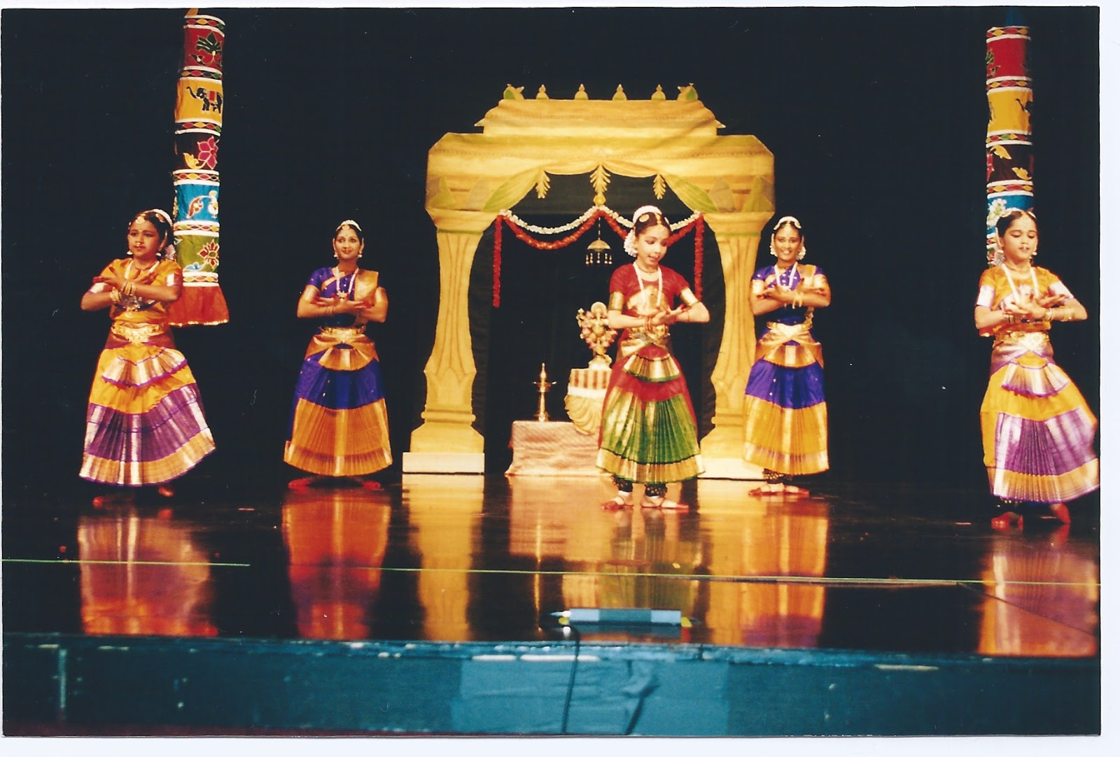 jatiswaram bharatanatyam song jatiswaram bharatanatyam song