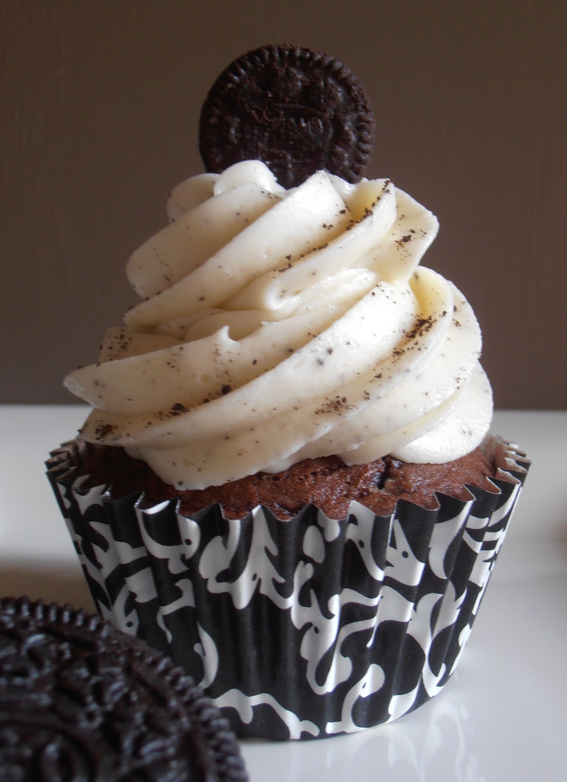 Cookies and Cream Cupcakes The Baker