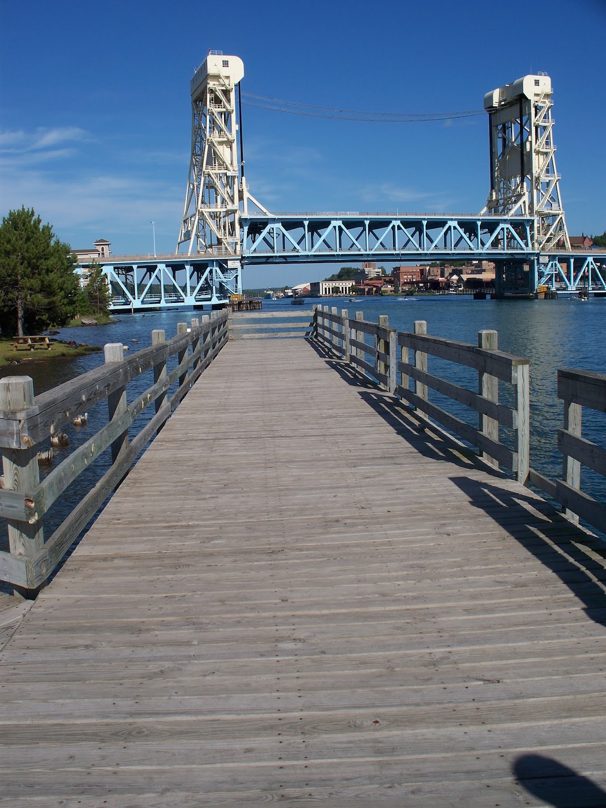 Travelin' Man HoughtonHancock Bridge