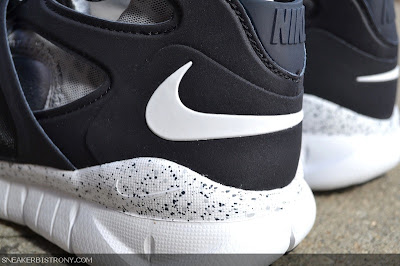 nike huarache free shield